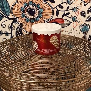 Bath & Body Works Spiced Apple Toddy 3-wick candle with famed “snowmelt” lid